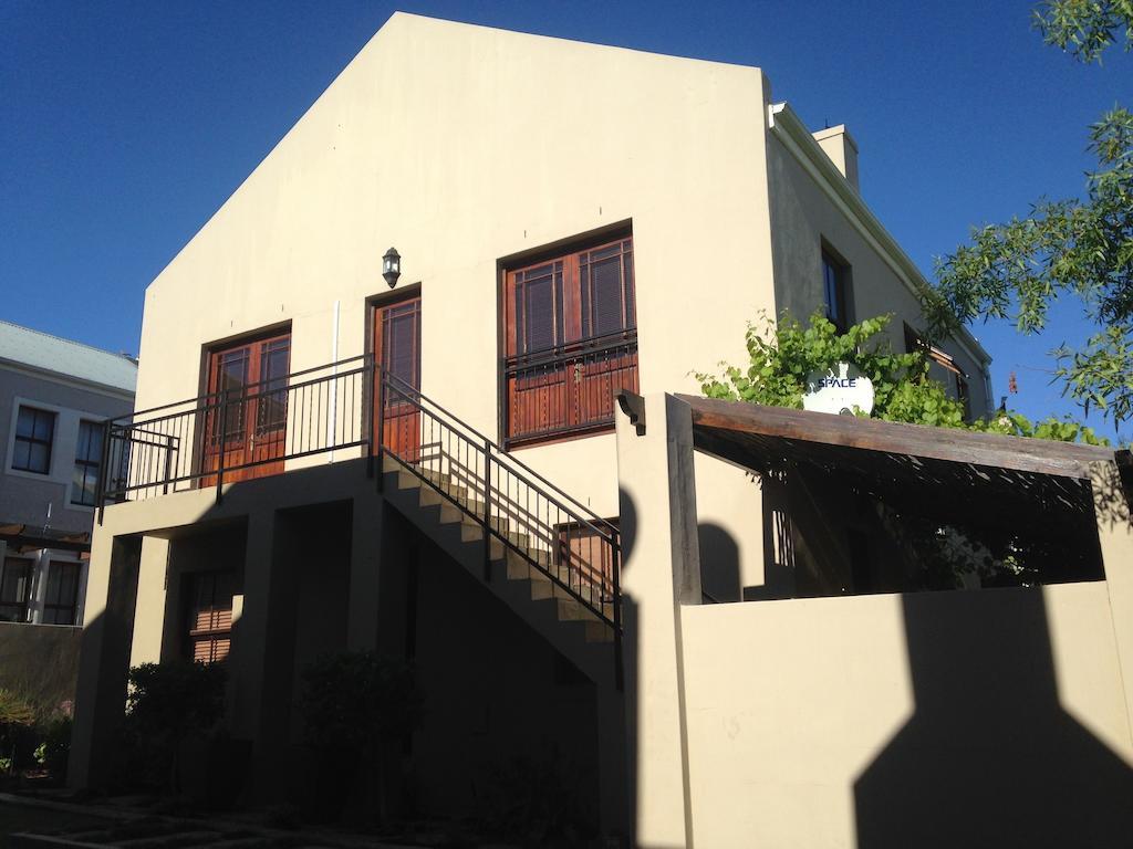 סטלנבוש Fynbos Feniks Apartment מראה חיצוני תמונה